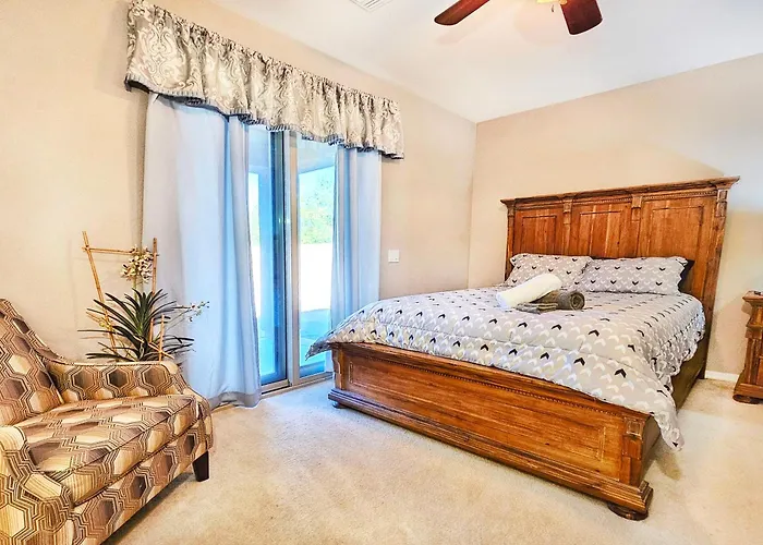 Spacious Desert Minutes To Phoenix Fun - Pet Friendly! Apartment