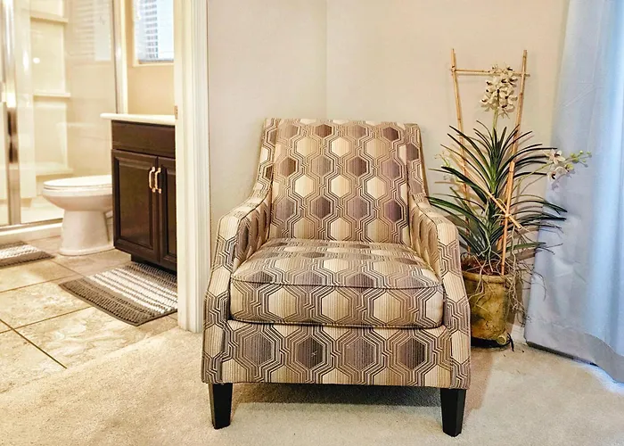 Apartment Spacious Desert Minutes To Phoenix Fun - Pet Friendly! Avondale
